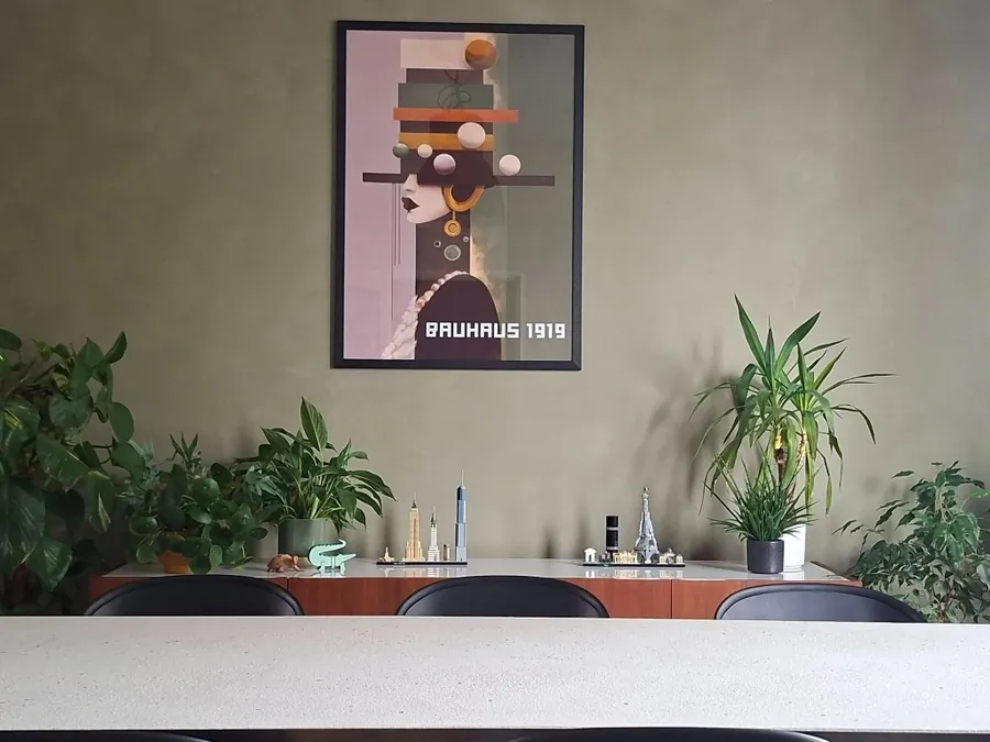 Groene Mortex-wand in eetkamer